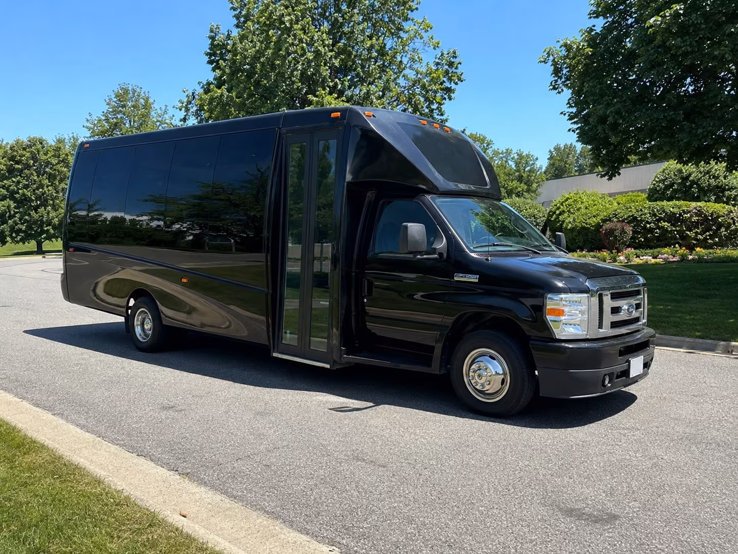 Atlanta Birthday, Sweet 16, & Quinceañera Party Bus Rentals