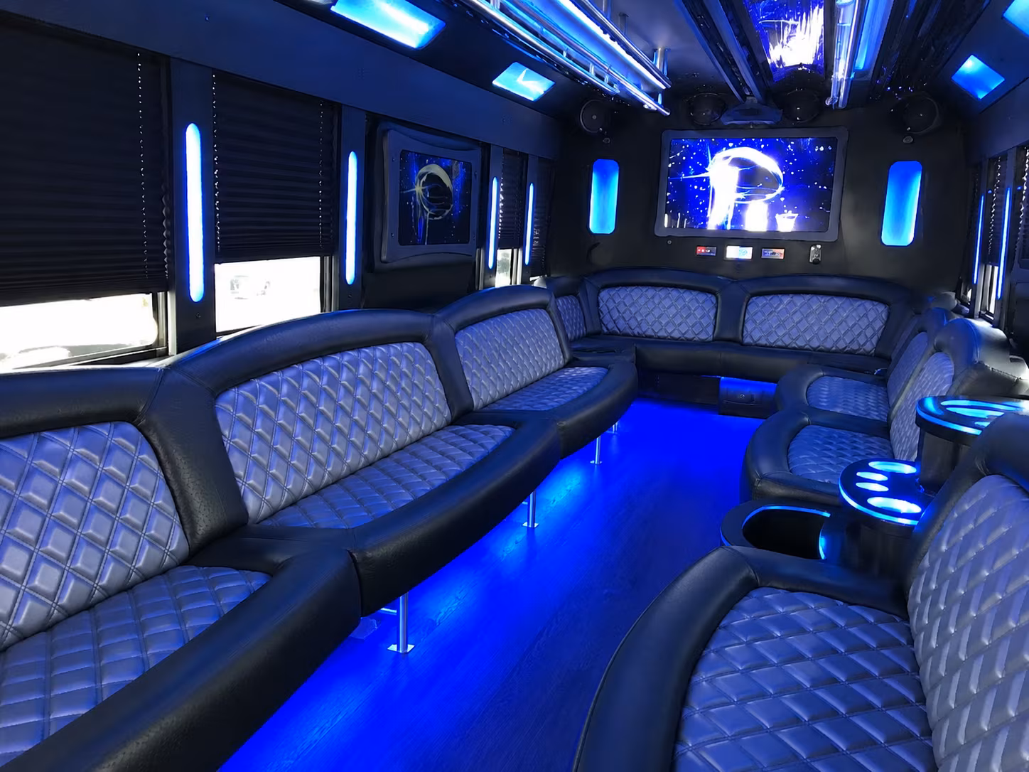 Atlanta Winery Tour & Pub Crawl Transportation party bus exterior